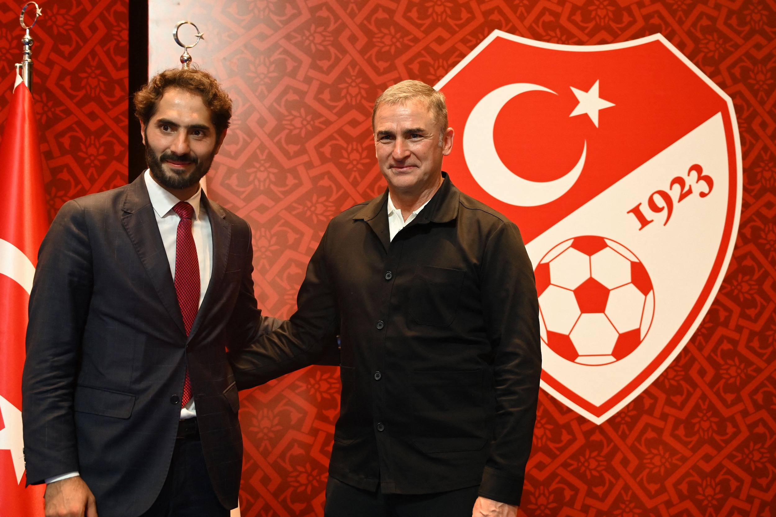 "Hamit Abi'yi gerçekten çok takdir ediyorum. Bu sorumluluğu almak hiç kolay değil."