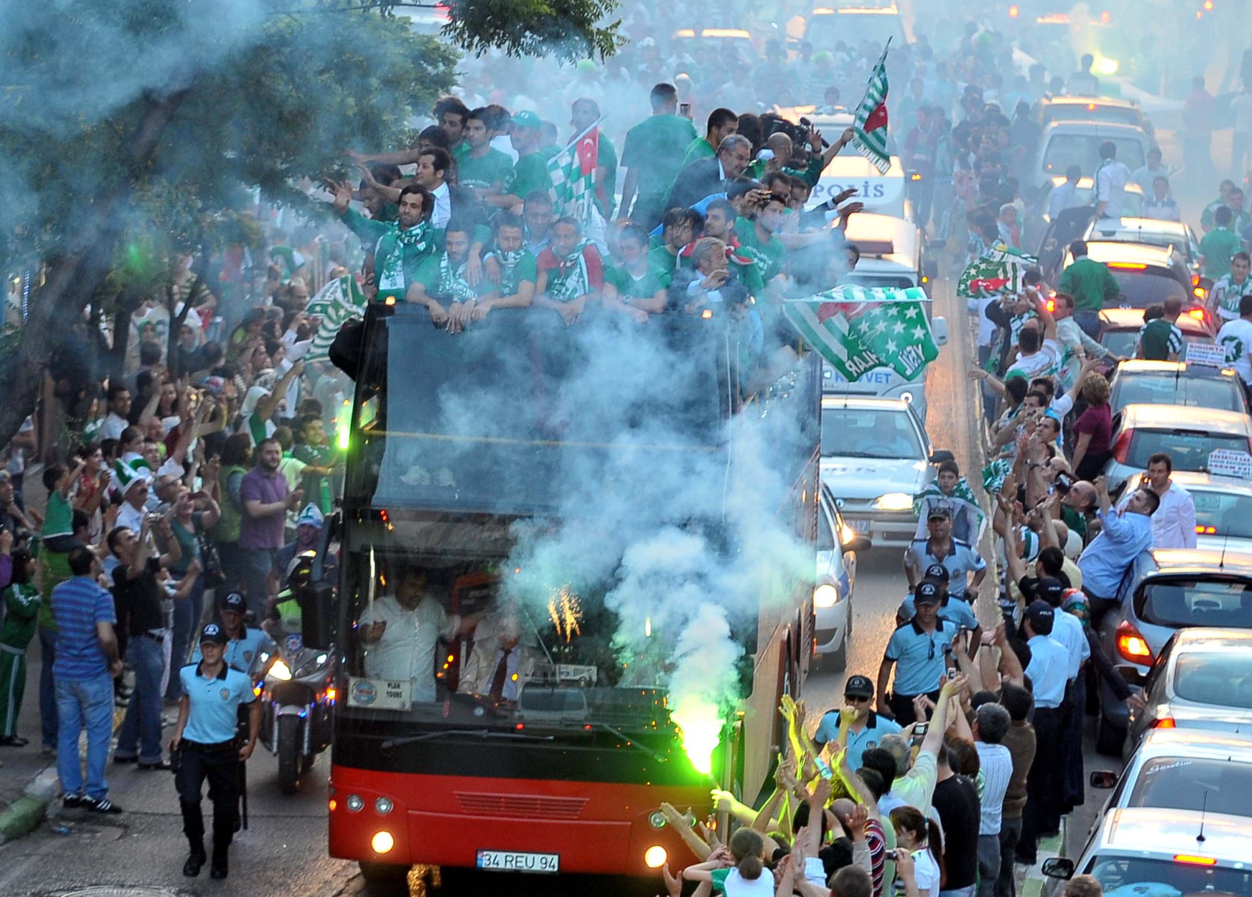 Bursaspor'un şampiyonluk kutlamalarından...