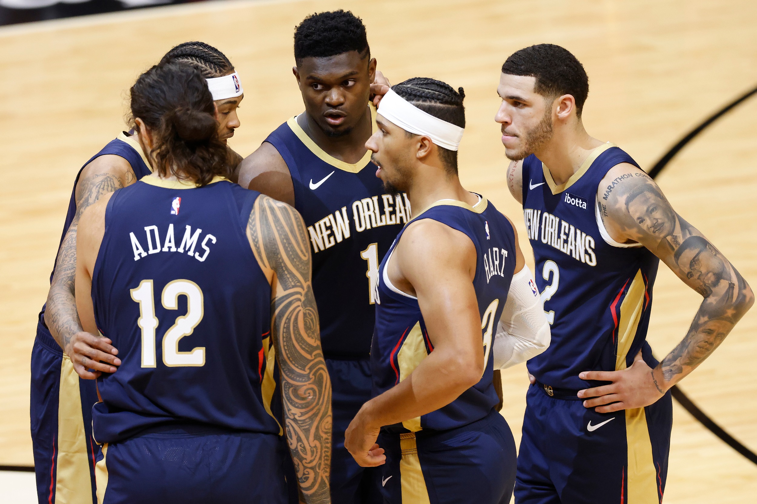 Zion Williamson ve takım arkadaşları
