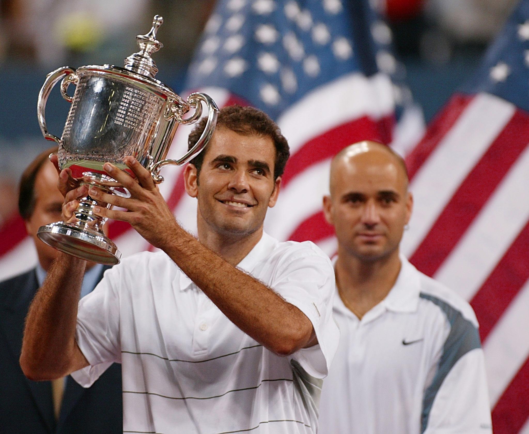 Pete Sampras ve arkasında ezeli rakibi Andre Agassi