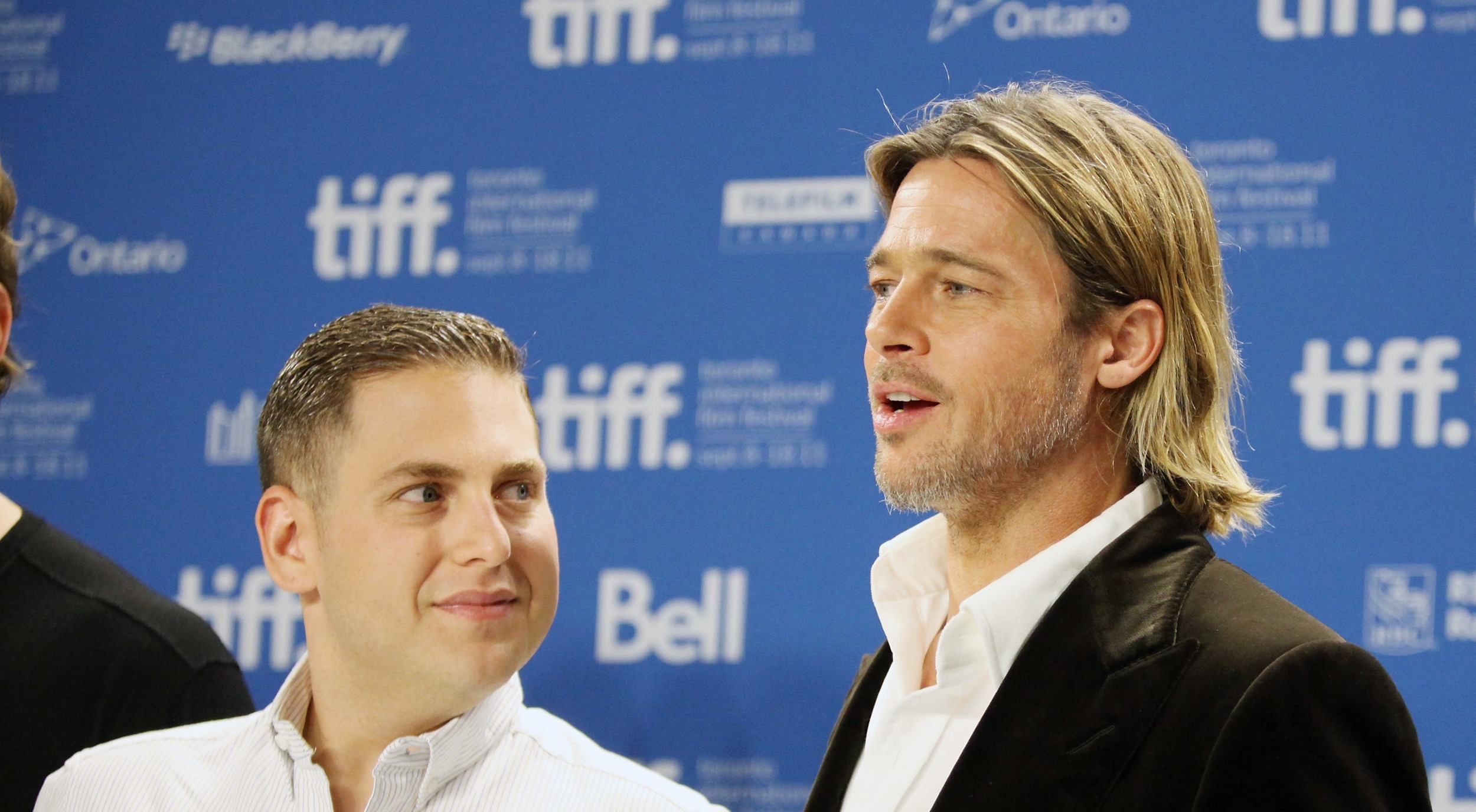 Moneyball filminin başrolleri Jonah Hill ve Brad Pitt