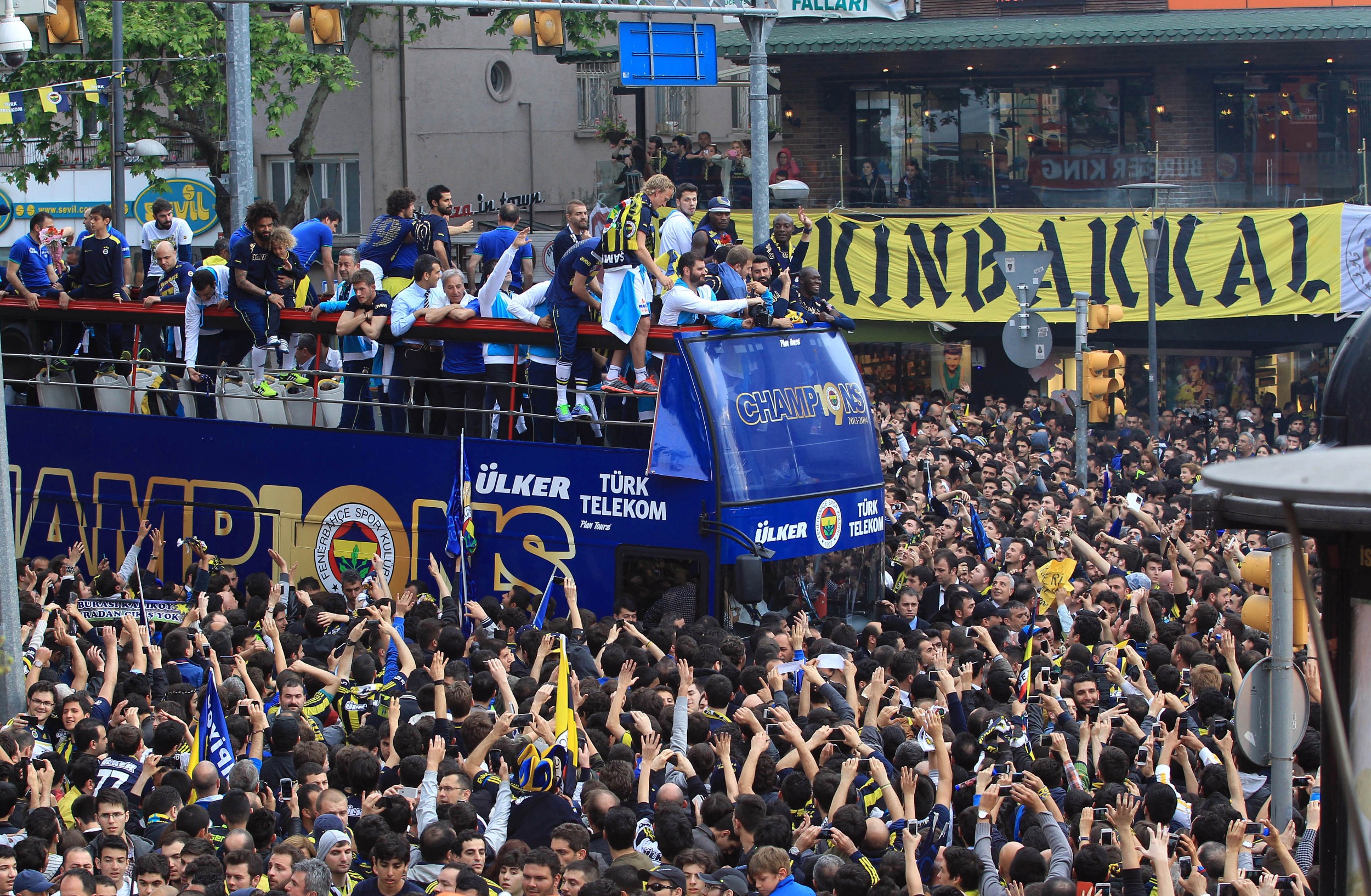 Fenerbahçe'nin 2013-14 şampiyonluk kutlamasından...