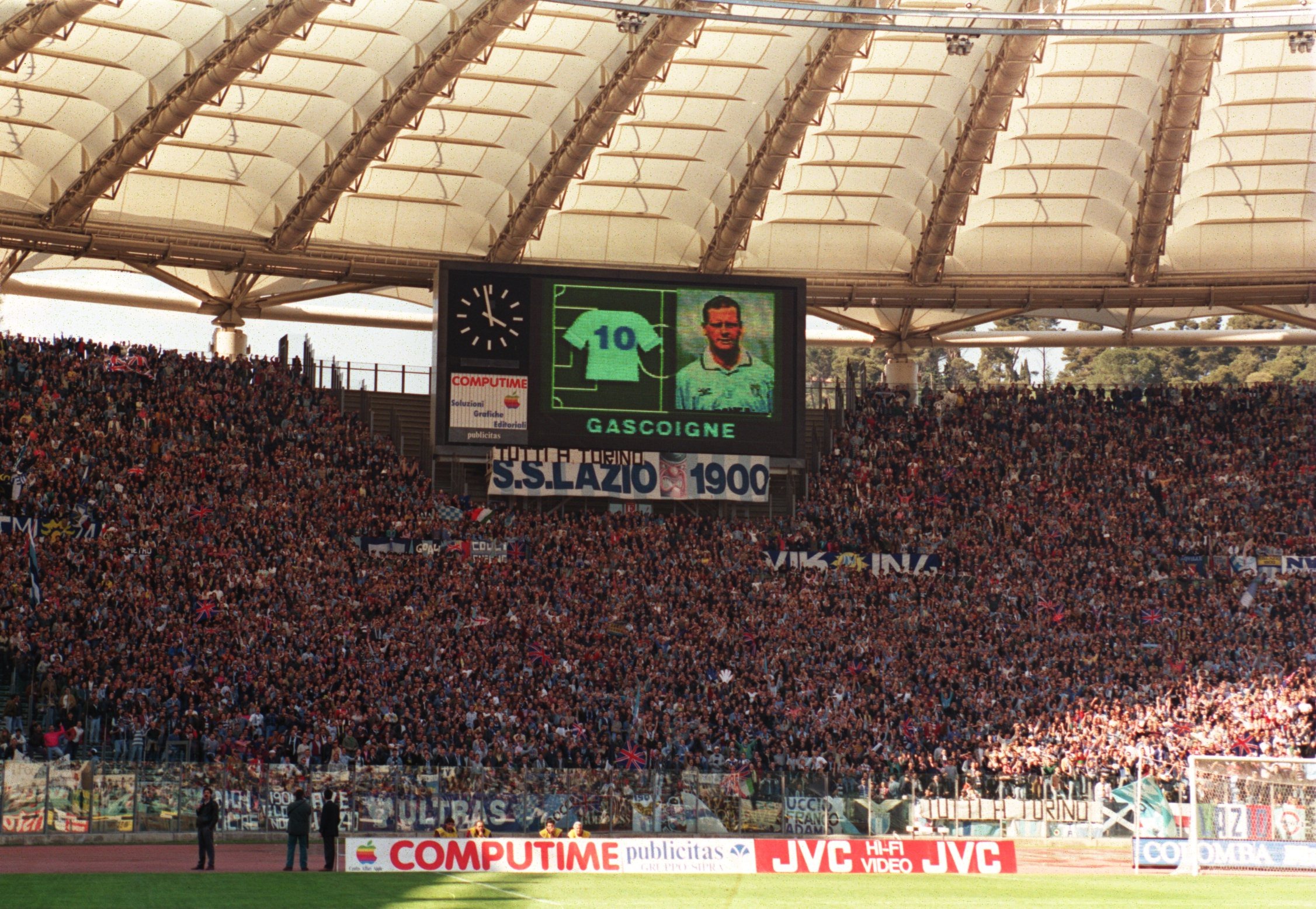 Cragnotti'nin iddialı transferlerinden biri de Paul Gascoigne'di...
