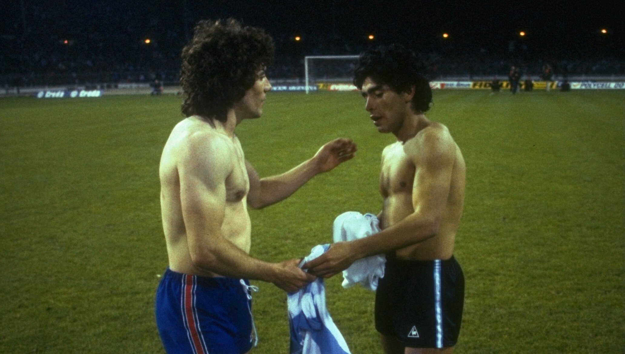 Kevin Keegan ile Diego Maradona