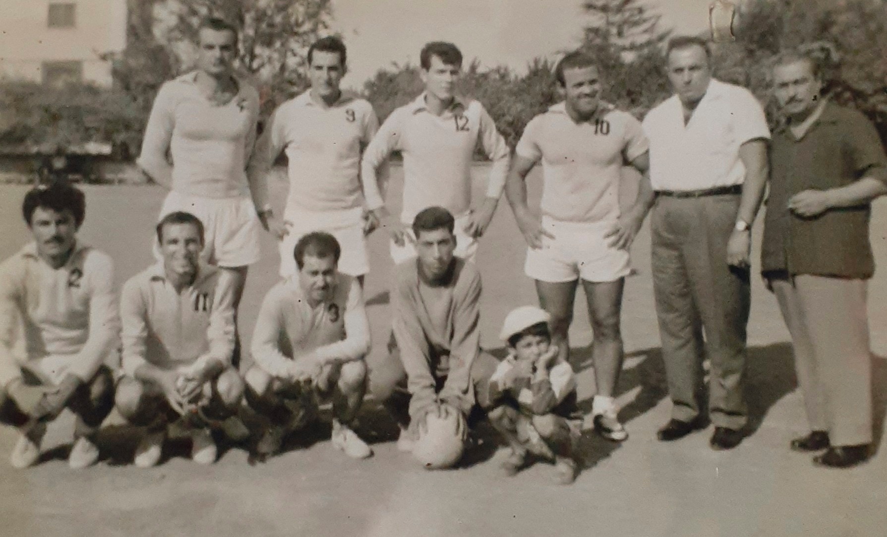 1960'lı, 70'li yıllarda Adliye Sahası, Kadıköy'de mahalleler arası turnuvaların vazgeçilmez adresiydi. 