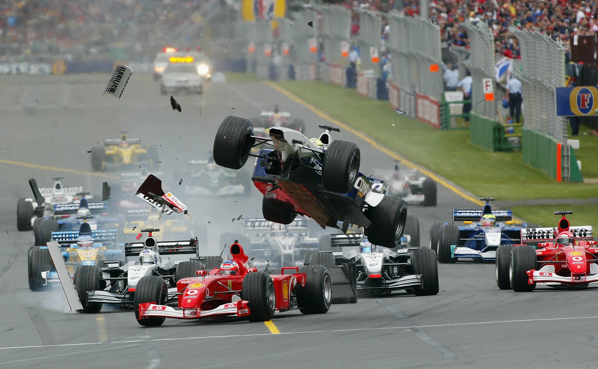Первый старт формулы 1. Grand prix f1. Болид ф1 2001. Formula f1. Гран при Австралии 2002 старт.
