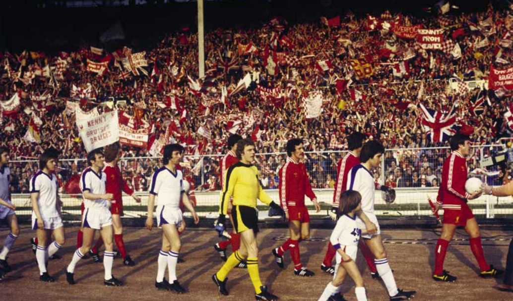 1978 Şampiyon Kulüpler Kupası Finali'nden... Ernst Happel'in çalıştırdığı Club Brugge, Liverpool karşısına çıkıyor.