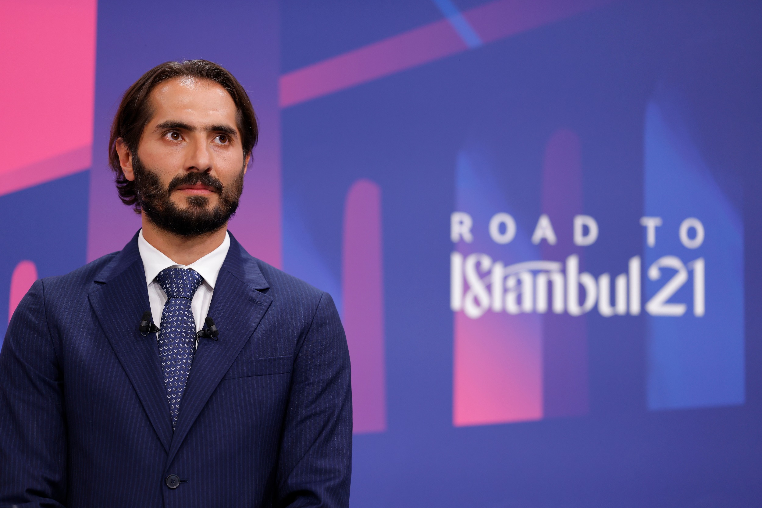 "Türk futbolunu kendime dert etmiş durumdayım, bu derdi bizimle paylaşan herkese kapımız açık."