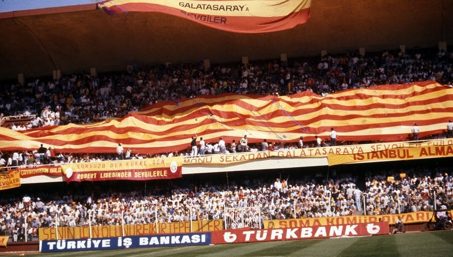 "Ali Sami Yen, zaferleri yaşadığımız; atmosferiyle, hem oynayan hem izleyenler tarafından bilinen bir yerdi” -Mustafa Denizli
