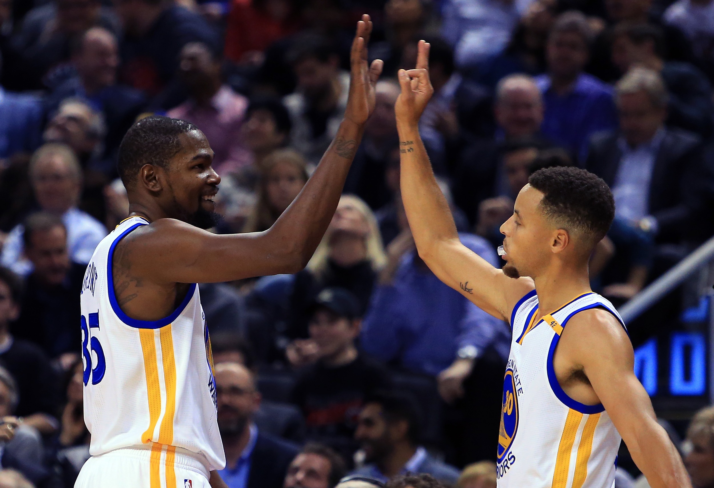 Kevin Durant ile Stephen Curry