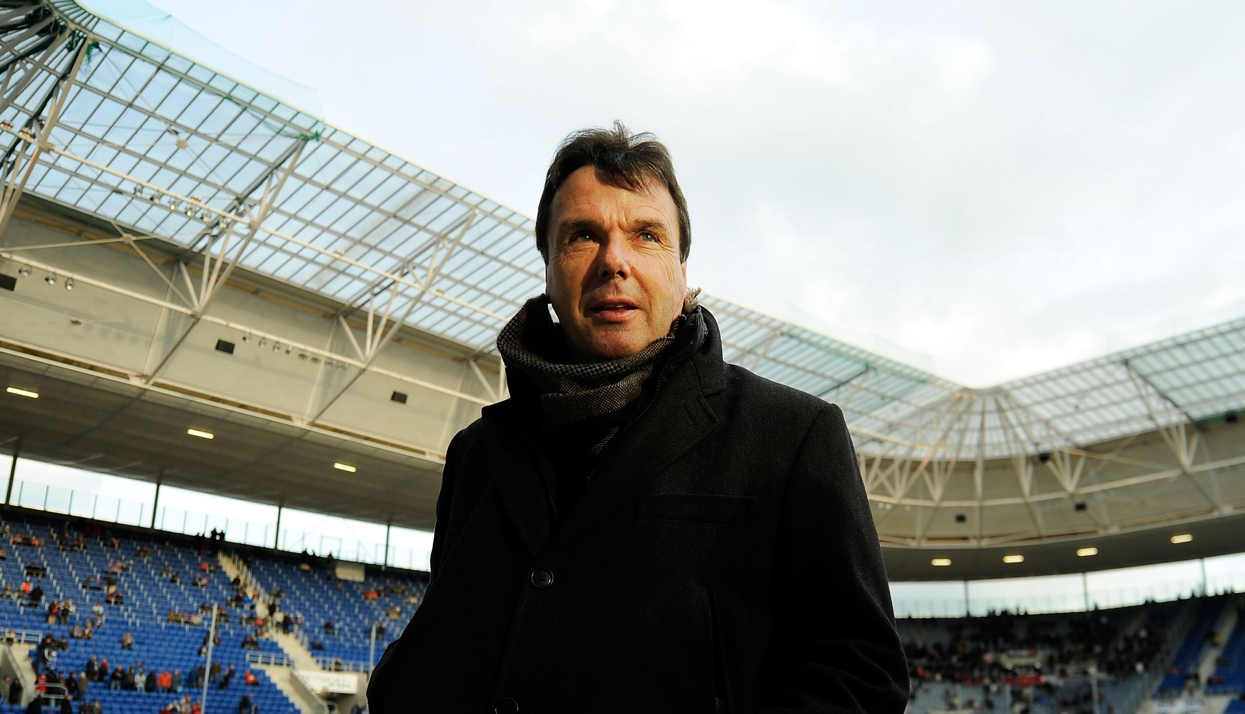 Eintracht Frankfurt'un 2003 yılındaki Heribert Bruchhagen hamlesi, takımın kaderini değiştirdi...